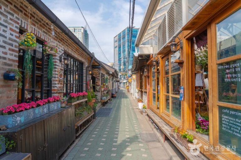 [Seoul] Hanok-Straße Ikseon-dong (익선동 한옥거리)
