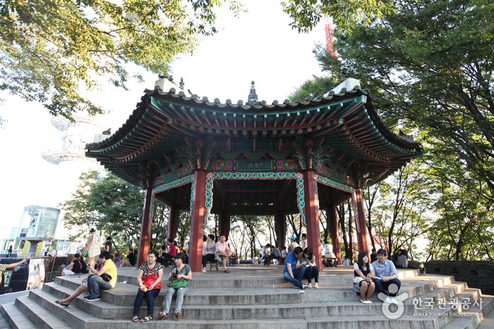 [Seoul] Pavillon Palgakjeong (남산 팔각정)