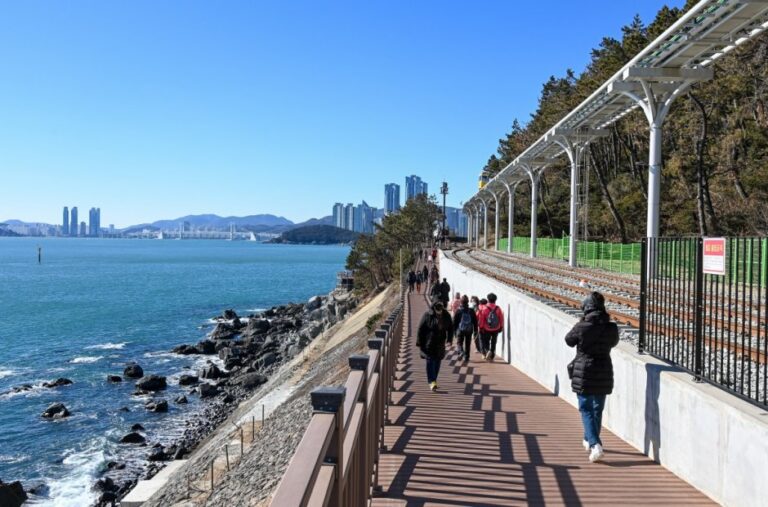 [Busan] Haeundae Green Railway (Mipo-Songjeong) (해운대 그린레일웨이 (미포~송정 구간))