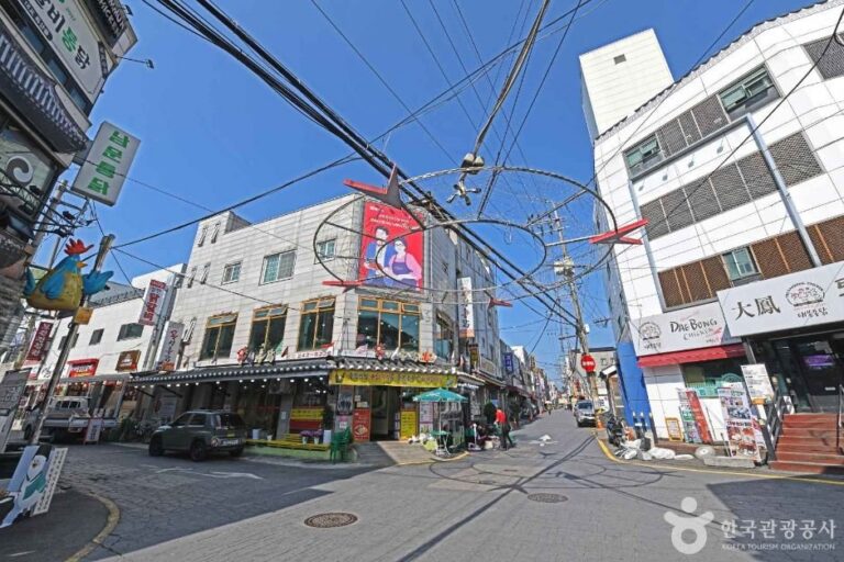 [Gyeonggi-do] Chicken-Straße Suwon (수원통닭거리)