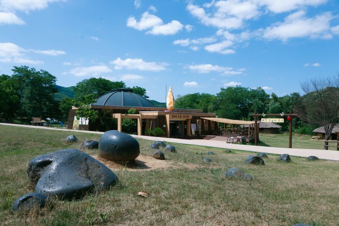 [Gyeonggi-do] Prähistorische Stätte Jeongok-ri (전곡리 유적 토층 (한탄강 국가지질공원))