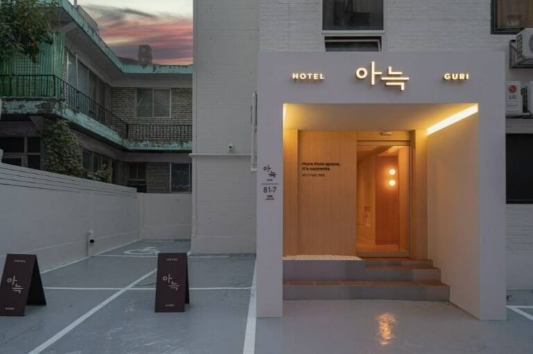 [Gyeonggi-do] The Hyoosik Aank Hotel Guri (더휴식 아늑호텔 구리점)