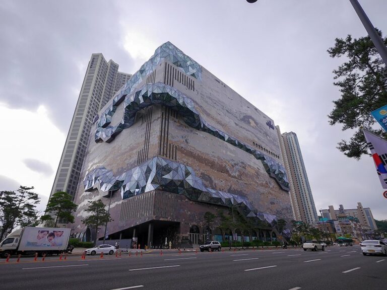 [Gyeonggi-do] Galleria Gwanggyo Passage (갤러리아 광교 파사쥬)