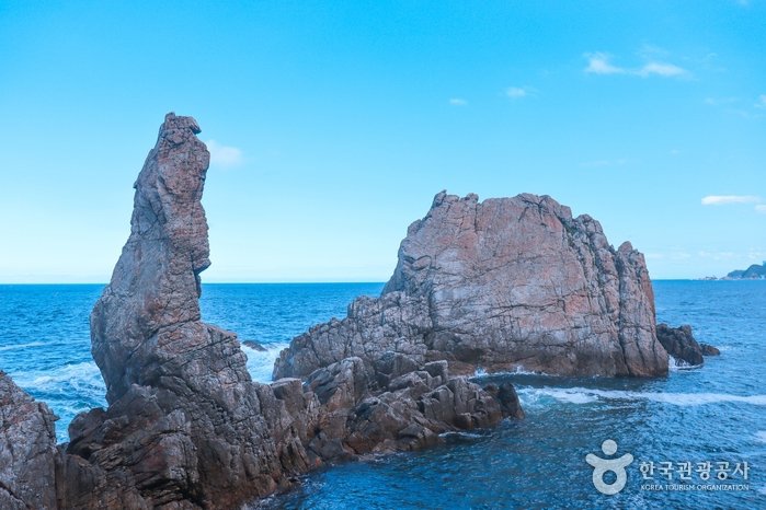 [Gangwon-do] Weg Chogok Yonggulchotdaebawi-gil (초곡 용굴촛대바위길)