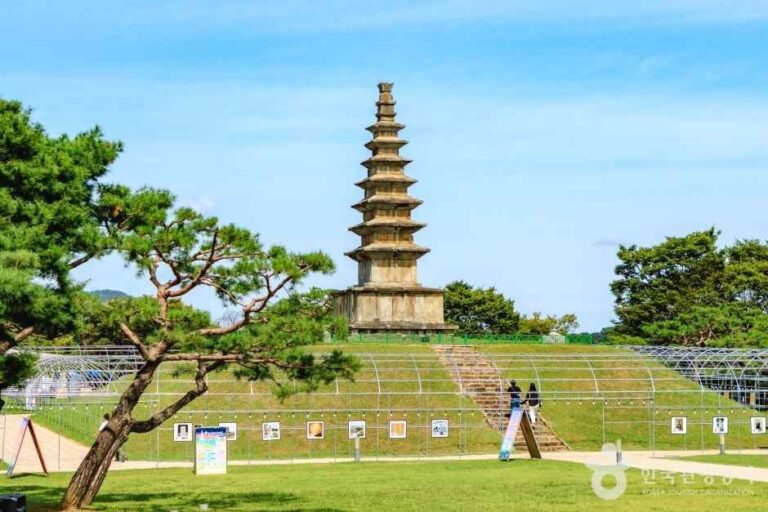 [Chungcheongbuk-do] Jungangtap-Park Chungju (중앙탑공원(충주))
