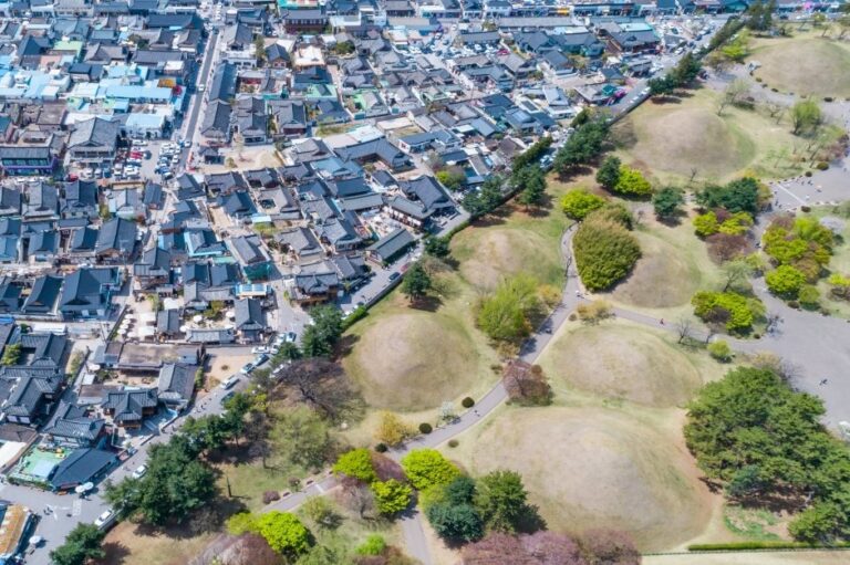 [Gyeongsangbuk-do] Grabanlage Daereungwon (경주 대릉원 일원)