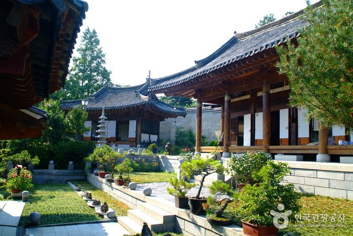 [Jeollanam-do] Kunstmuseum Jangjeon (장전미술관 (구, 남진미술관))