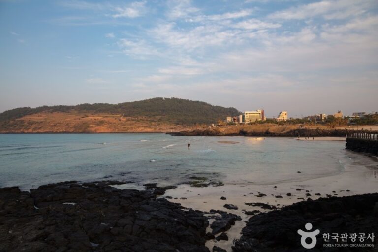 [Jeju] Strand Hamdeok Seoubong (함덕 서우봉 해변 (함덕해수욕장))